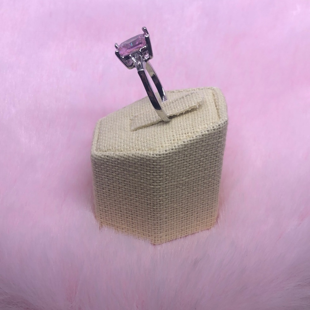 Square Pink Diamond Silver Ring 💍 Costume Jewelry - Picture 4 of 4